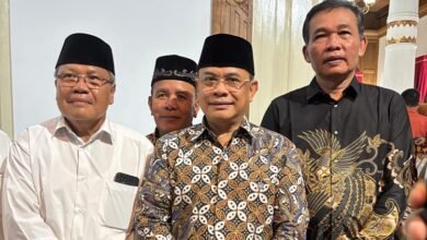Bupati Pati Sudewo menjelaskan soal program beasiswa kedokteran.