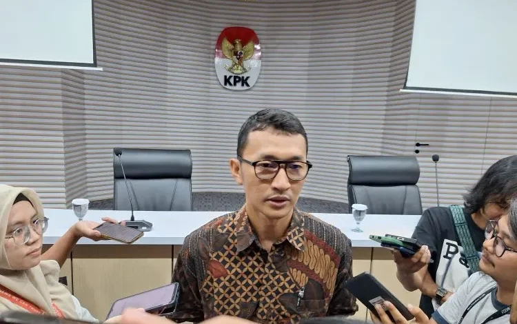 gratifikasi pengadaan