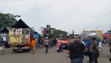 Unjuk Rasa Sopir Truk
