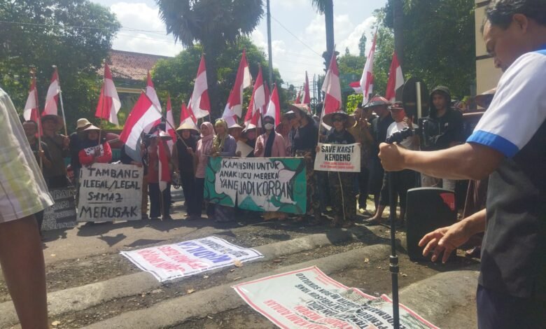 Aliansi Sukolilo Bangkit