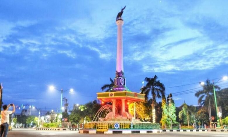 Pantai dengan Pemandangan Indah di Jepara