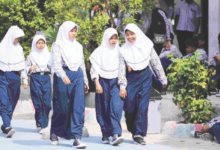 Sejumlah siswa sedang beraktivitas usai mengikuti kegiatan MPLS. Di Blora, Kegiatan Belajar Mengajar SRMA 18 Blora baru bergulir 28 Juli. (Lingkartv.com)