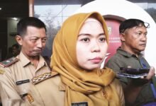 Bupati Demak = Eisti’anah saat diwawancarai soal progres Sekolah Rakyat di Demak. (Lingkartv.com)