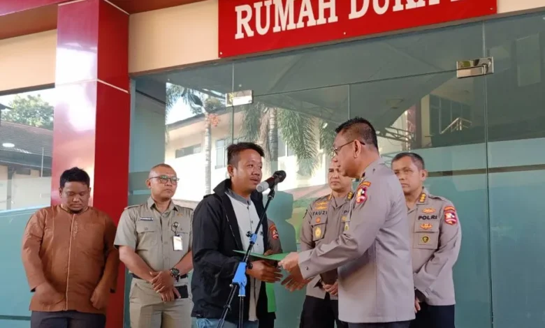 4 Jenazah Korban Kebakaran Tebet Diserahkan ke Pihak Keluarga Oleh RS Polri